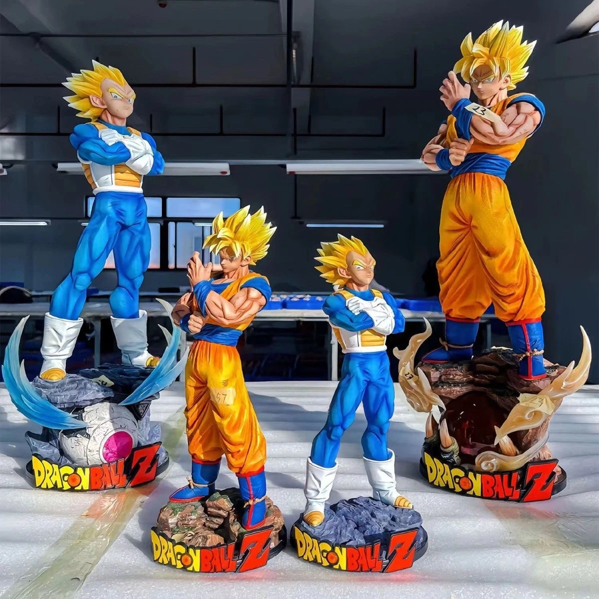 Dragon Ball Standing posture Wukong Jita Anime Resonance GK Handheld Super Peripheral Model