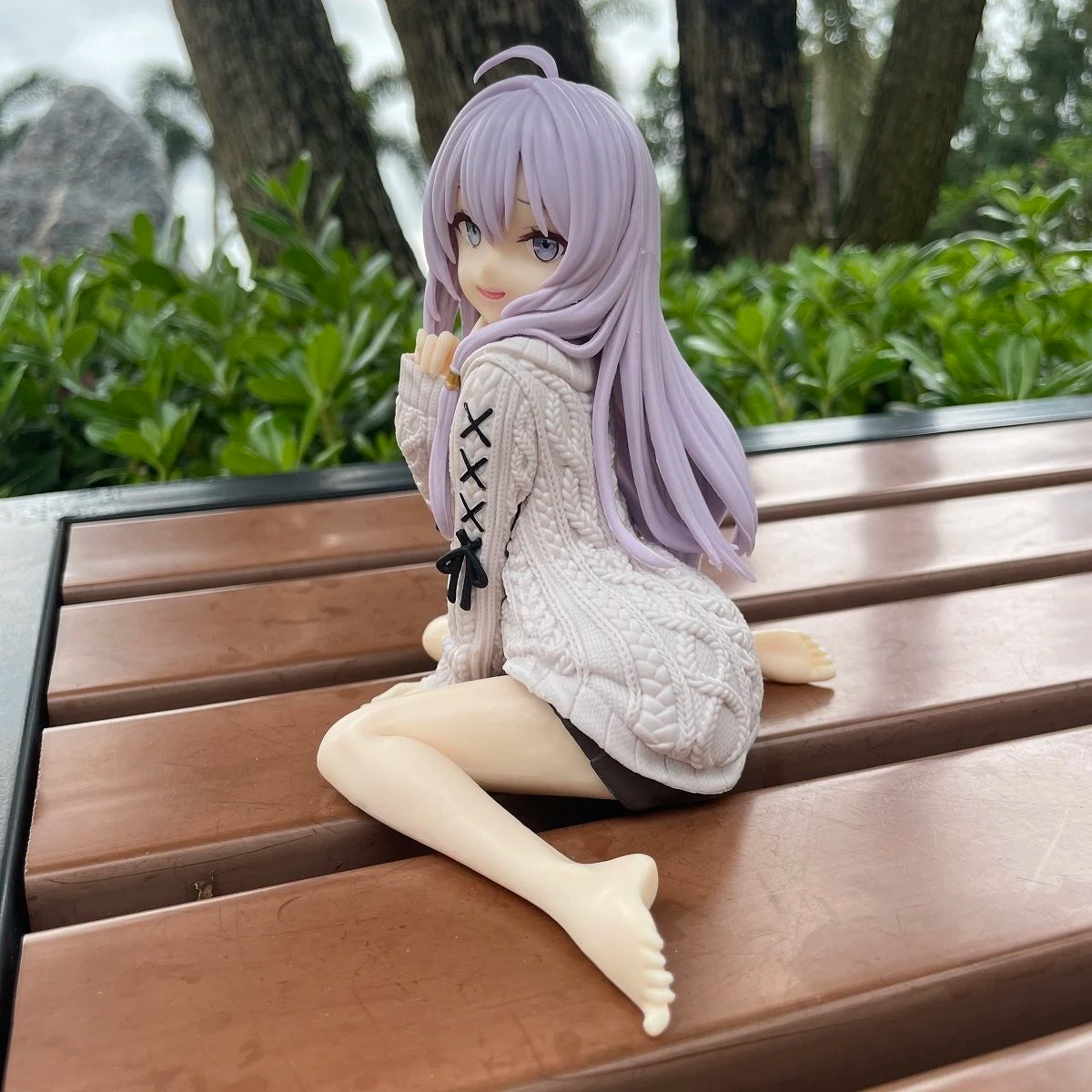 Devil's Journey Irina Handles Sitting Sweater Dress Knitting Turn Back Animation anime Pretty Girl Ornaments