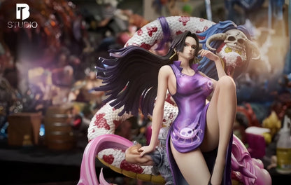 BT Empress [Japanese Version] JT Exclusive Limited Edition One Piece Anime Peripheral Handmade Model Table Set Decoration Muse