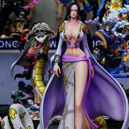 Hegemony Society Empress [Japanese version] Exclusive limited edition One Piece anime peripheral GK figurine model decoration Muse