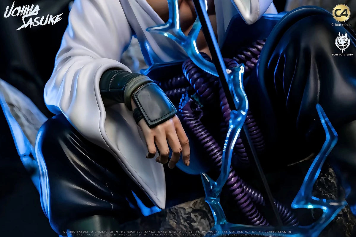 C4 Sitting Position - Sasuke [Japanese Version] Limited Edition Naruto GK Handheld Trendy Play AZ Ornament Gift Surrounding Model