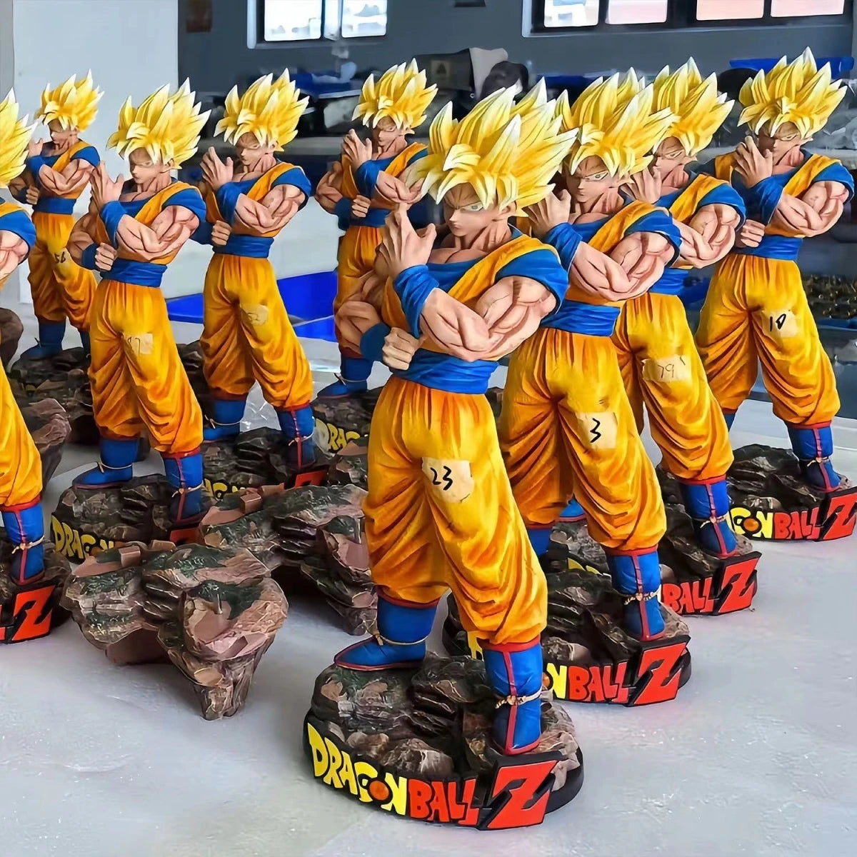 Dragon Ball Standing posture Wukong Jita Anime Resonance GK Handheld Super Peripheral Model