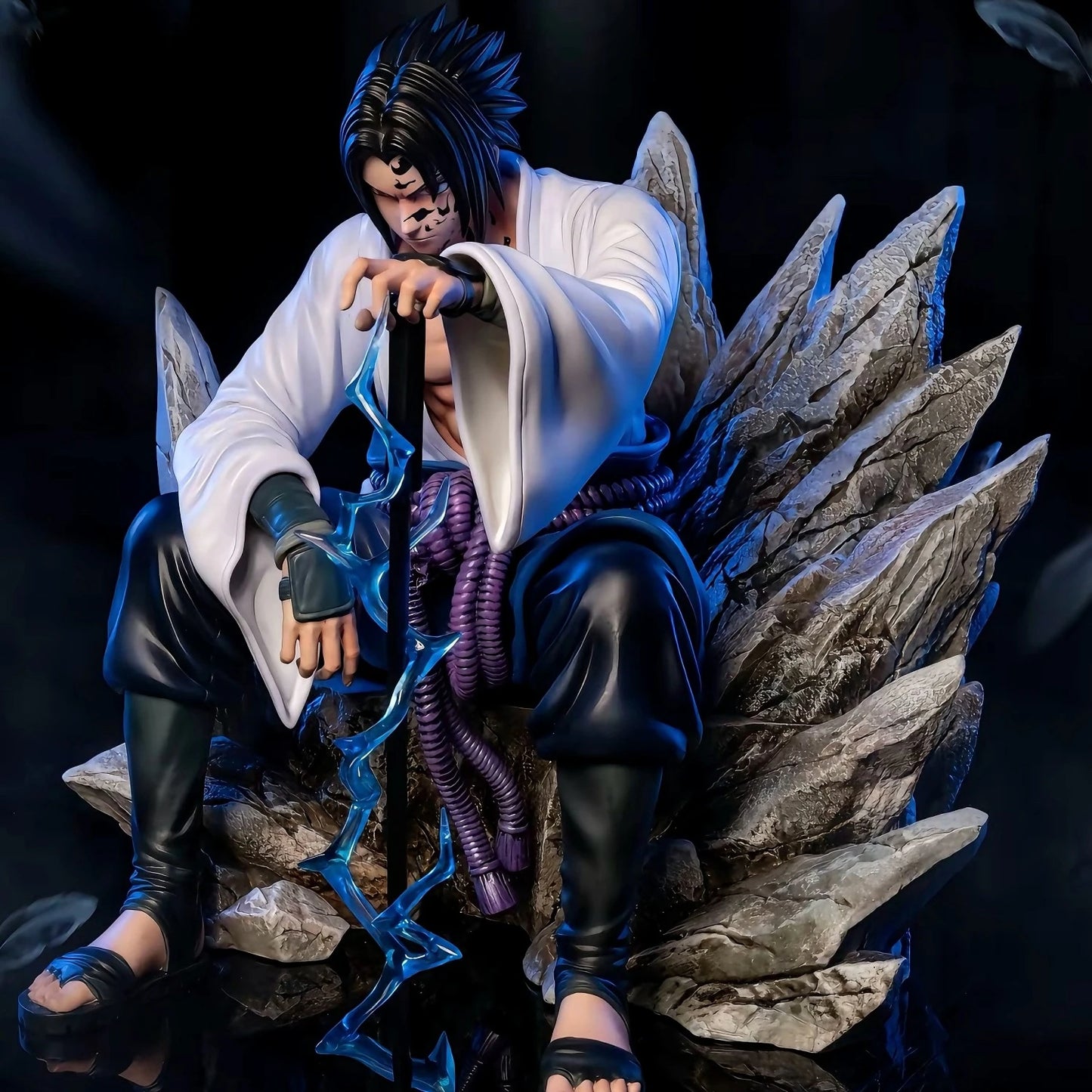 C4 Sitting Position - Sasuke [Japanese Version] Limited Edition Naruto GK Handheld Trendy Play AZ Ornament Gift Surrounding Model